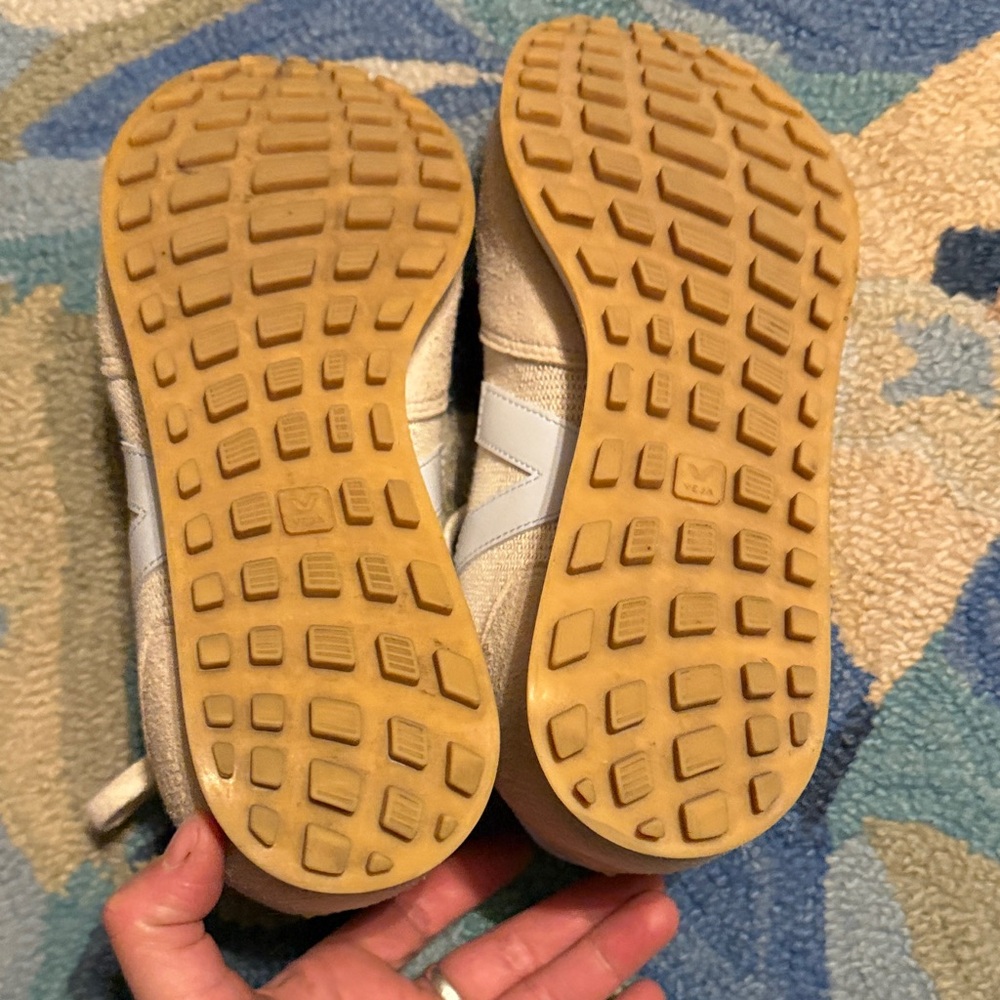 Veja Beige and Blue Women's Sneakers - Picture 6 of 6